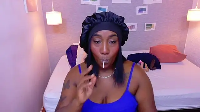 kiara evanss online show from 04/11/26, 07:45