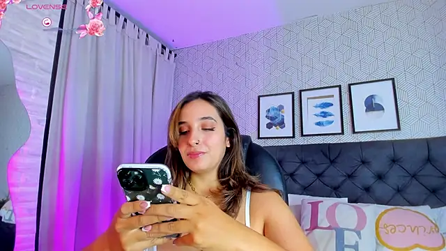 emma  smith1 online show from 02/08/25, 02:49