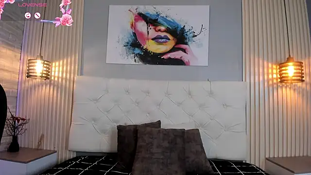 emma  smith1 online show from 09/12/25, 12:16