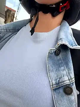 LIAH IZUMI online show from 01/15/26, 12:43