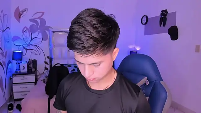 Niicky1  online show from 01/25/25, 09:14