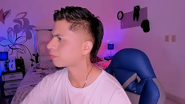 Niicky1  online show from 02/18/25, 09:31