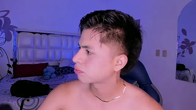 Niicky1  online show from 02/25/25, 08:51