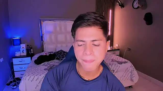 Niicky1  online show from 03/20/25, 09:13