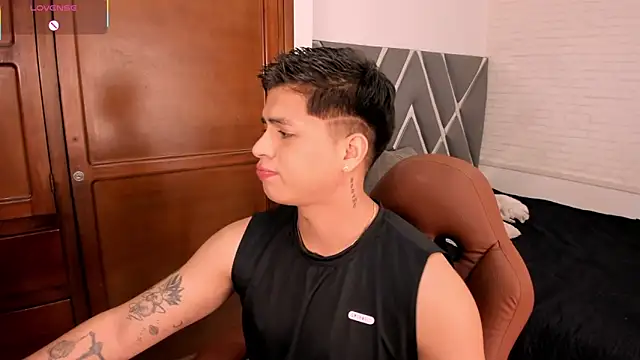 Niicky1  online show from 02/20/26, 09:26