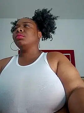 Breisy bigboobs online show from 01/11/26, 07:30