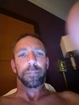 Treemandude online show from 11/25/25, 05:02