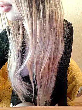 Elza kom online show from 03/26/26, 06:30