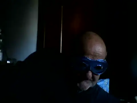 Snapshot of Geppo5911 chatting on 12/23/24, 11:14 Geppo5911 online show from 12/23/24, 11:14