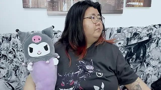 Snapshot of Nadine_asian chatting on 12/15/24, 11:23 Nadine asian online show from 12/15/24, 11:23