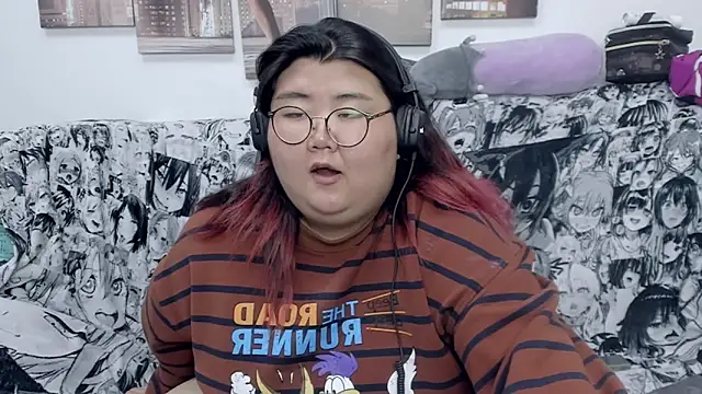 Snapshot of Nadine_asian chatting on 01/07/25, 06:38 Nadine asian online show from 01/07/25, 06:38