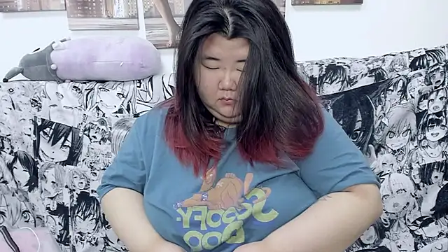 Snapshot of Nadine_asian chatting on 01/12/25, 07:32 Nadine asian online show from 01/12/25, 07:32