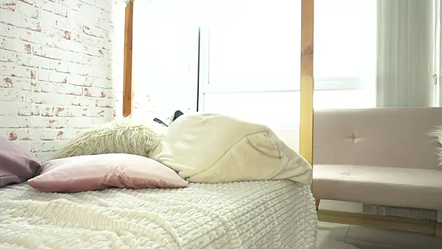 Sofhia cruz online show from 04/06/26, 08:43