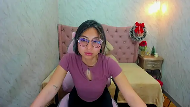 XSmaggiiee online show from 12/24/24, 04:11