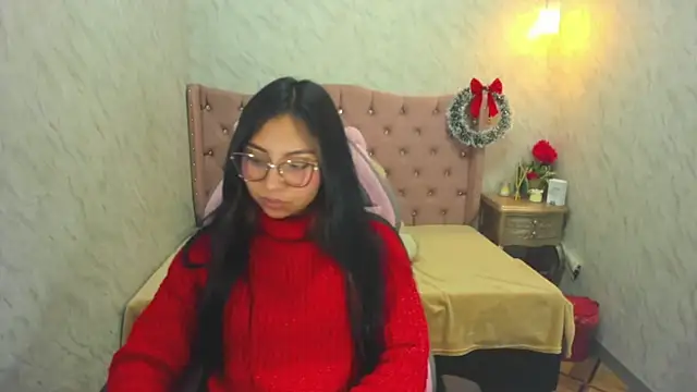 XSmaggiiee online show from 12/31/24, 02:29