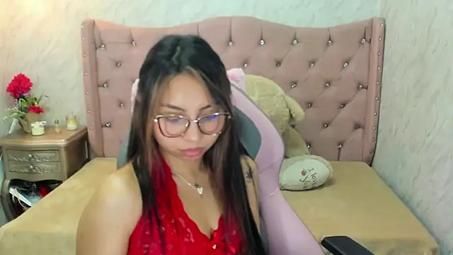 XSmaggiiee online show from 01/15/25, 05:50