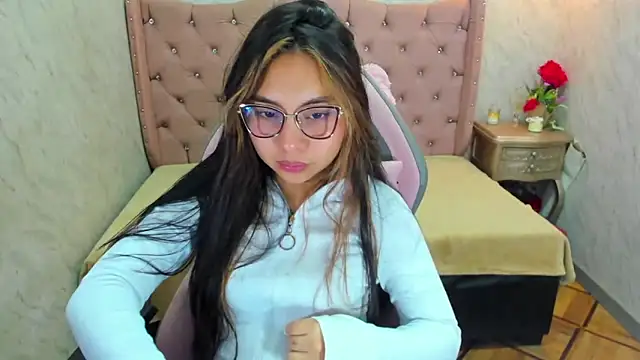XSmaggiiee online show from 01/30/25, 02:27