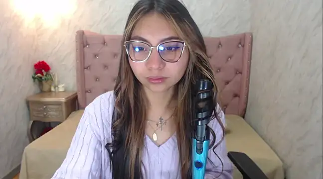 XSmaggiiee online show from 03/10/25, 05:22