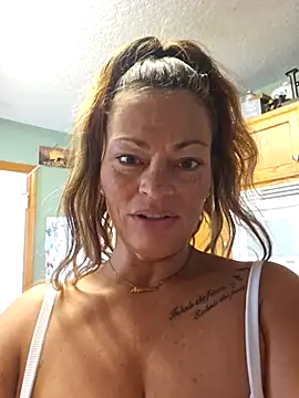 Snapshot of Erotic_and_Exotic chatting on 09/09/25, 05:34 Erotic and Exotic online show from 09/09/25, 05:34