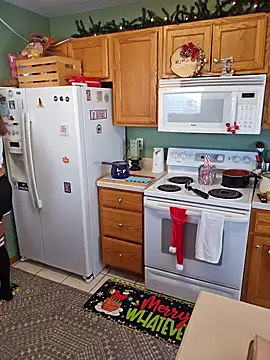 Snapshot of Erotic_and_Exotic chatting on 12/16/25, 06:35 Erotic and Exotic online show from 12/16/25, 06:35