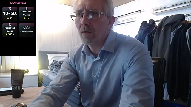 tom-swede online show from 02/06/26, 12:08
