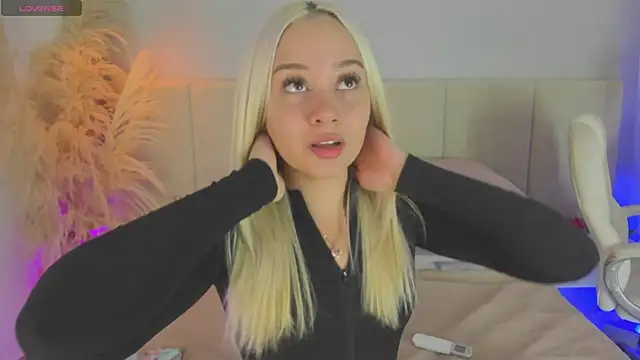 sofia pamela online show from 09/23/25, 06:55