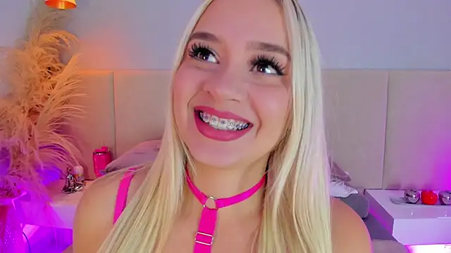 sofia pamela online show from 12/03/25, 07:01