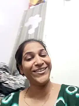 indianliza online show from 04/22/26, 03:24