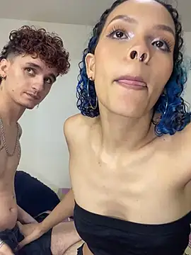 Snapshot of TheKing6ix9ine69 chatting on 03/15/25, 05:30 TheKing6ix9ine69 online show from 03/15/25, 05:30