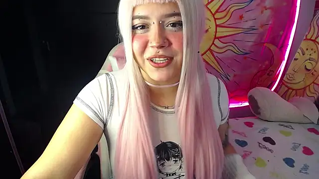 sara winehouse1 online show from 11/14/25, 04:00