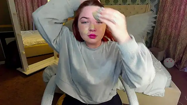 RosieMoons online show from 03/09/25, 06:50