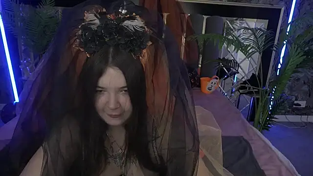 RosieMoons online show from 10/30/25, 08:09