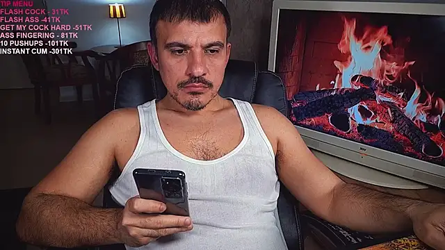 Snapshot of officeman7 chatting on 03/20/25, 05:04 officeman7 online show from 03/20/25, 05:04