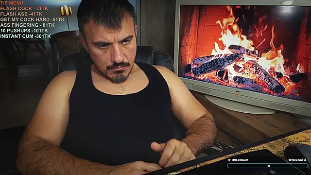 Snapshot of officeman7 chatting on 12/16/25, 03:50 officeman7 online show from 12/16/25, 03:50