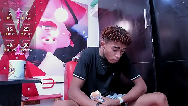 sexy blacks  online show from 01/25/25, 11:34