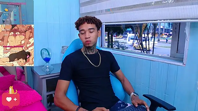 sexy blacks  online show from 03/07/25, 11:29