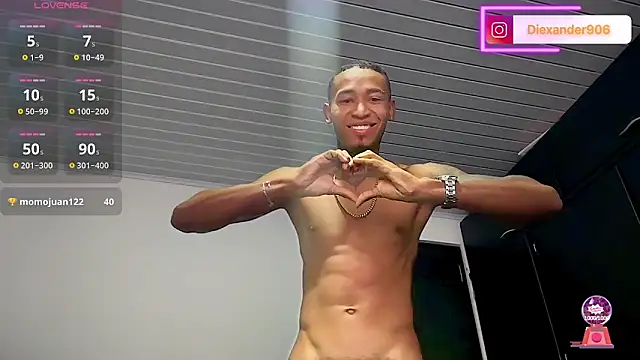 sexy blacks  online show from 06/01/26, 11:45