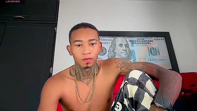 sexy blacks  online show from 06/06/26, 12:21