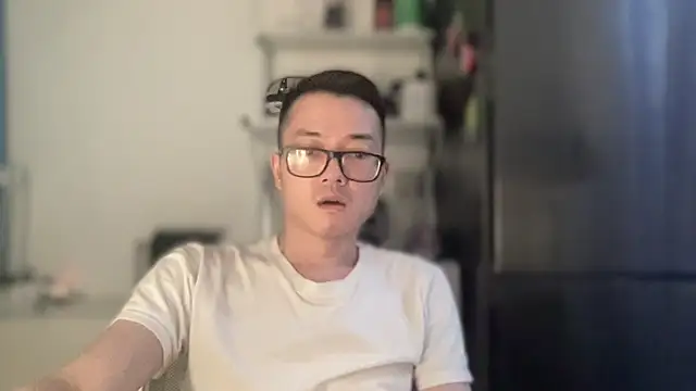 wangjian2324 online show from 10/27/25, 10:03