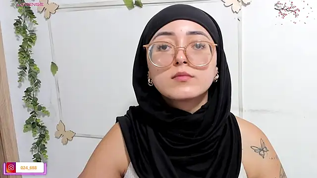 Snapshot of aysel_elid chatting on 07/24/26, 10:30 aysel elid online show from 07/24/26, 10:30