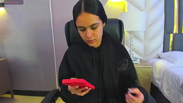 ChloeHarper  online show from 01/14/26, 11:49