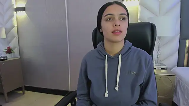 ChloeHarper  online show from 02/27/26, 11:21