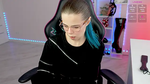 Latex Kitty online show from 06/16/26, 03:14
