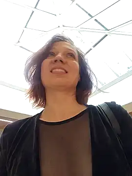 Exhibitionsplit online show from 02/15/25, 02:33