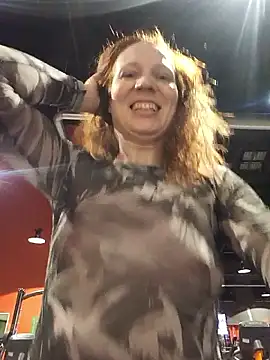 Exhibitionsplit online show from 03/27/26, 10:53