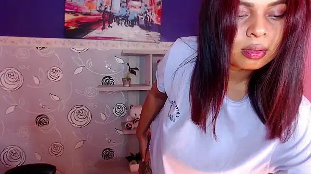 Snapshot of Naomi_Tylers chatting on 02/09/25, 03:11 Naomi Tylers online show from 02/09/25, 03:11