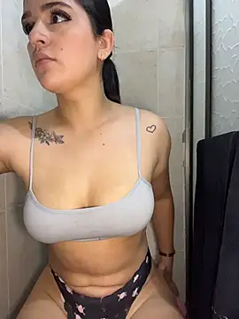 violet-333 online show from 08/01/26, 03:33