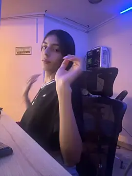 cristel 17 online show from 01/10/25, 04:33