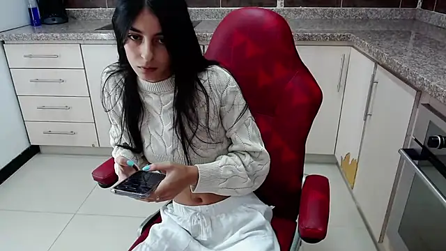 cristel 17 online show from 03/13/25, 09:16