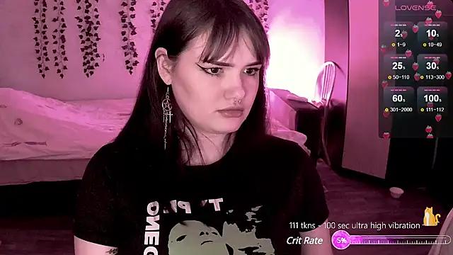 strawberry elfcat online show from 12/11/24, 03:13